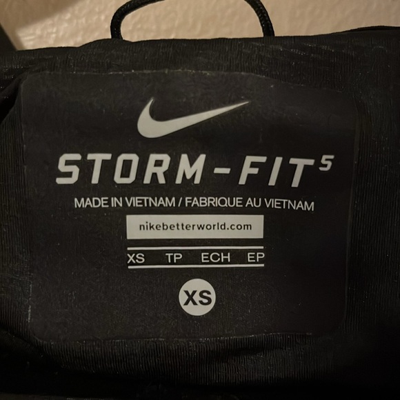 NWT Nike Storm-Fit 5 Nike Shield Reflective Windproof Waterproof Jacket XS - Picture 7 of 16